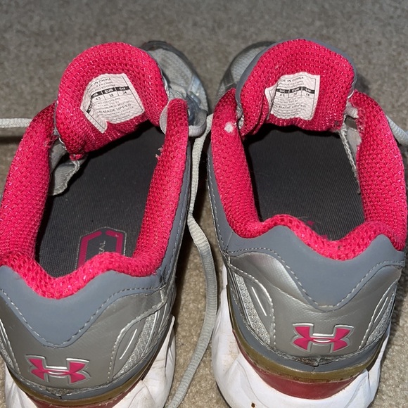 Under Armour Running Sneakers size 7 - Picture 8 of 8